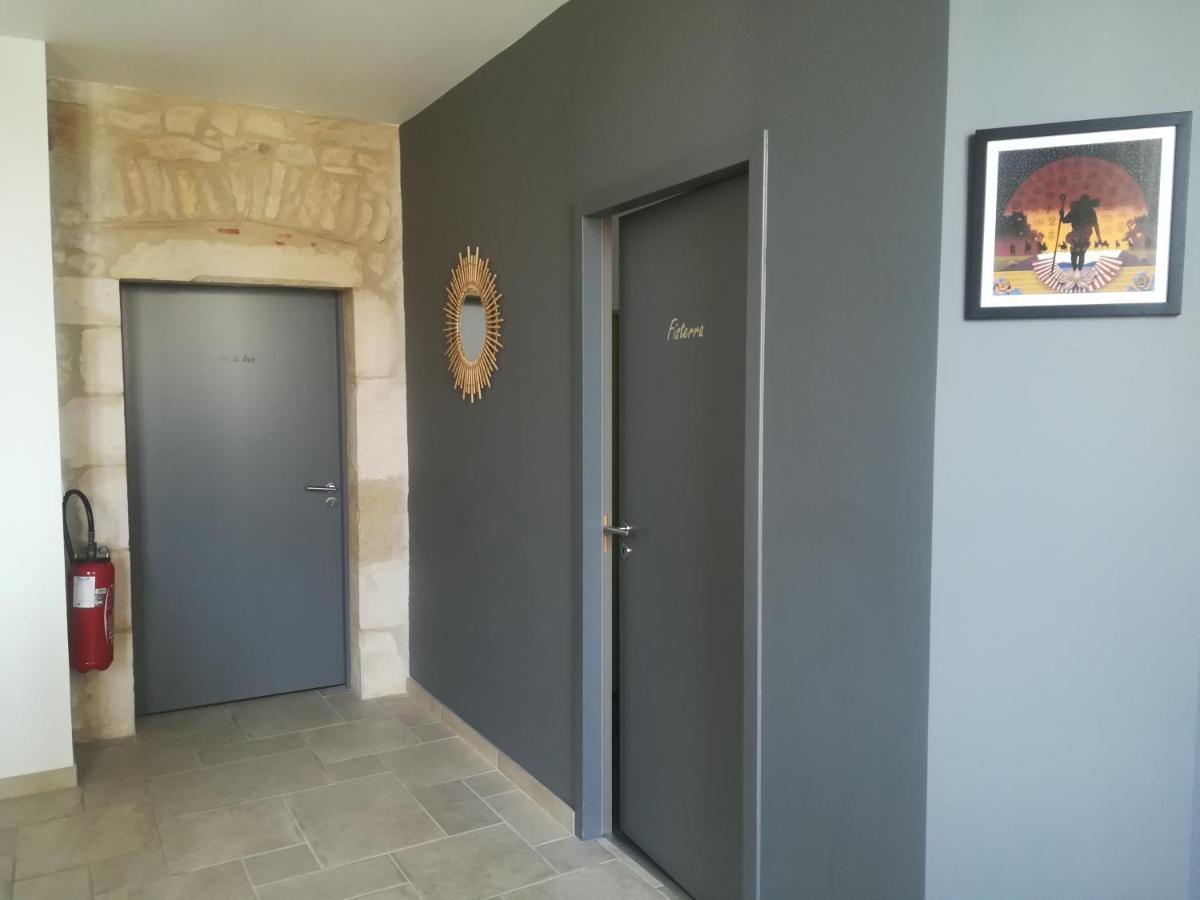 Gite La Maison Des Pelerins Villeneuve-dʼAveyron Exterior foto